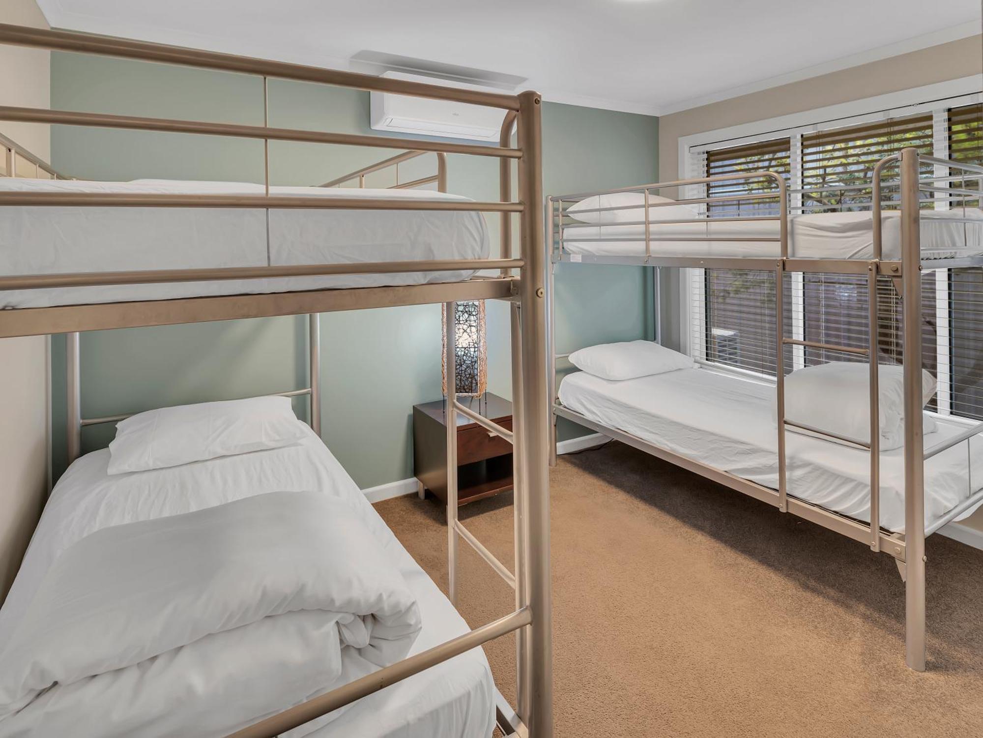 Big4 Ingenia Holidays Queenscliff Beacon Экстерьер фото