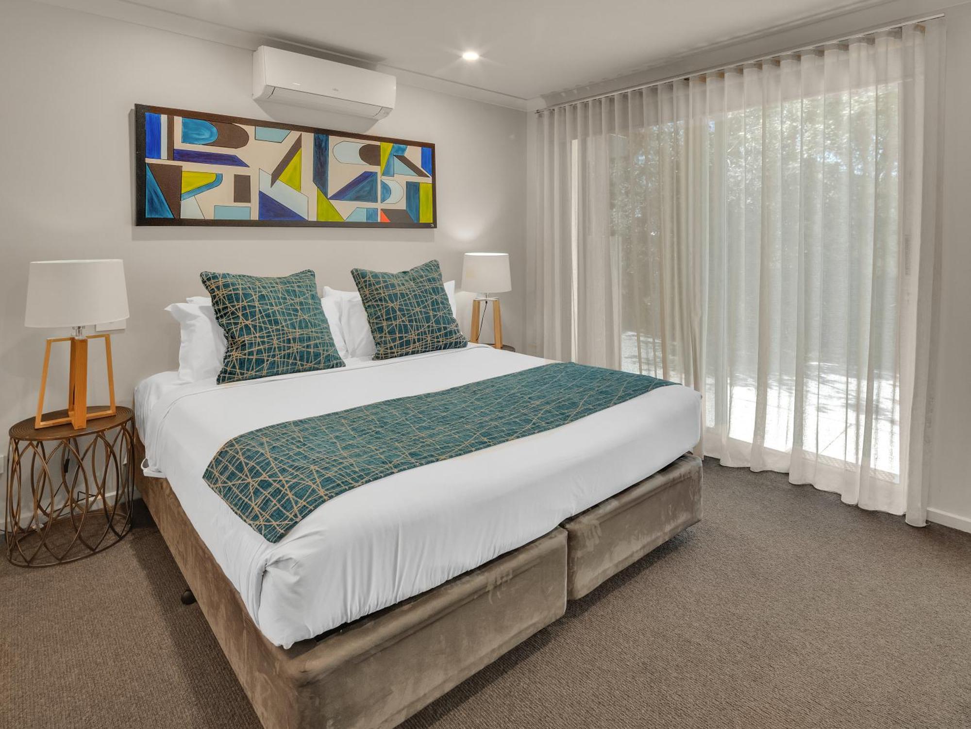 Big4 Ingenia Holidays Queenscliff Beacon Экстерьер фото